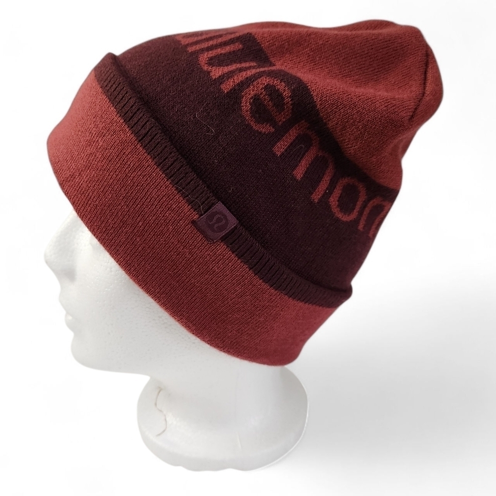 LULULEMON Burgundy Maroon Merino blend Logo Beanie Reversible Knit Hat one size